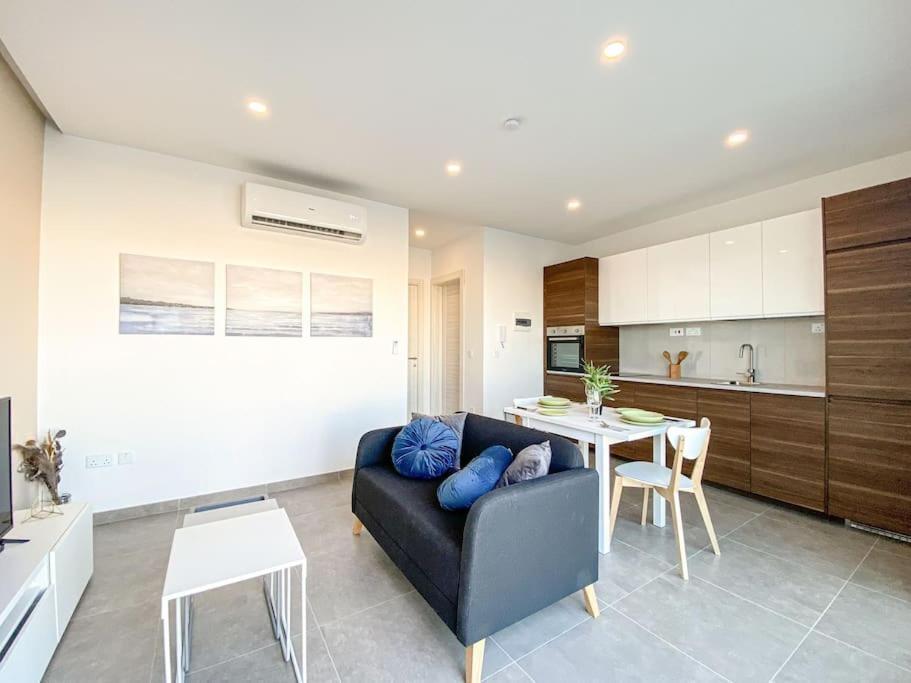 Sea Front 3rd Floor In By Solea * Marsaskala